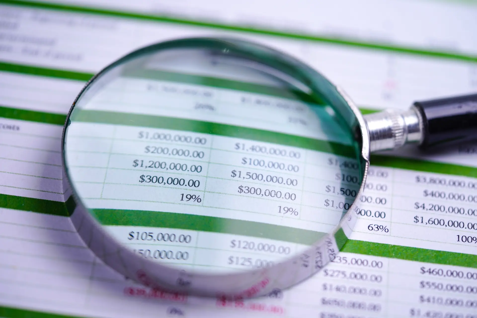 Facturer sur Excel : risques et alternatives légales